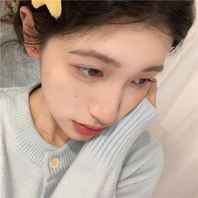 航向热带岛屿的冰山